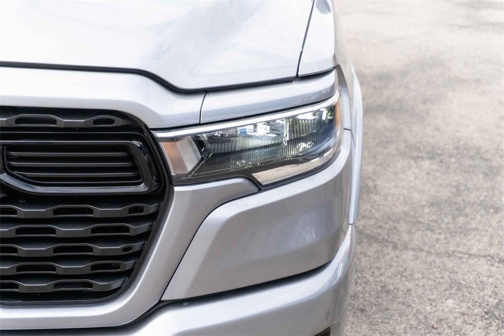 2026 RAM Ram 1500 RAM 1500 LONE STAR CREW CAB 4X4 5'7' BOX