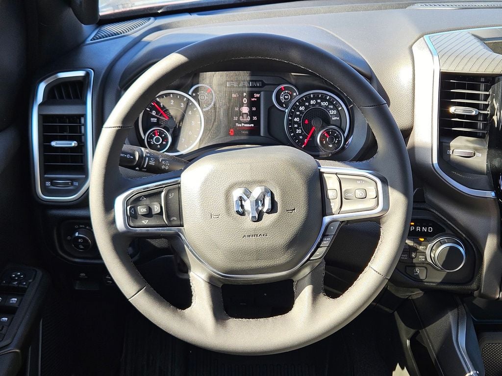 2026 RAM Ram 1500 RAM 1500 LONE STAR CREW CAB 4X4 5'7' BOX