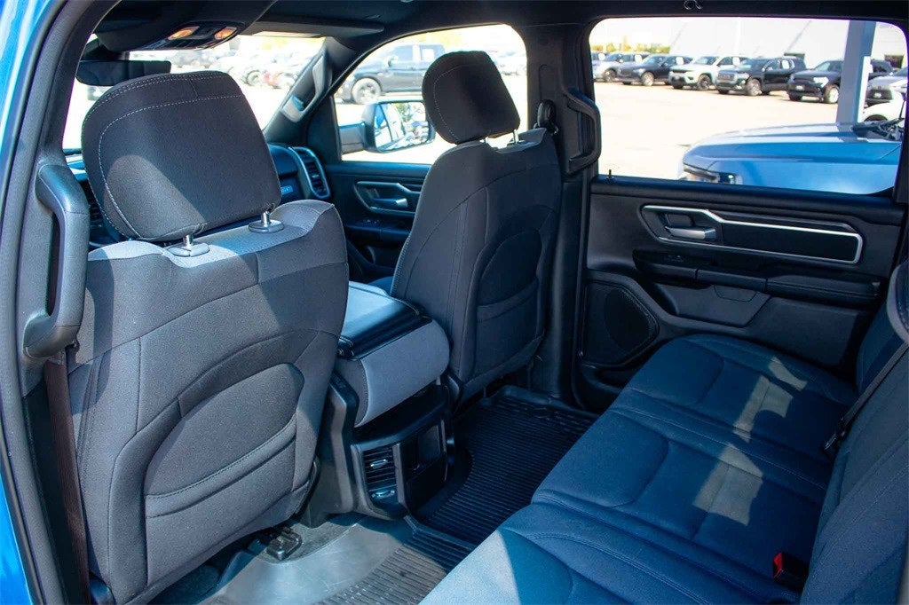 2023 RAM 1500 Big Horn Crew Cab 4x4 5'7' Box