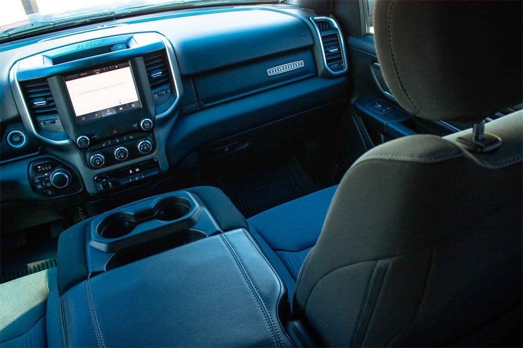 2023 RAM 1500 Big Horn Crew Cab 4x4 5'7' Box