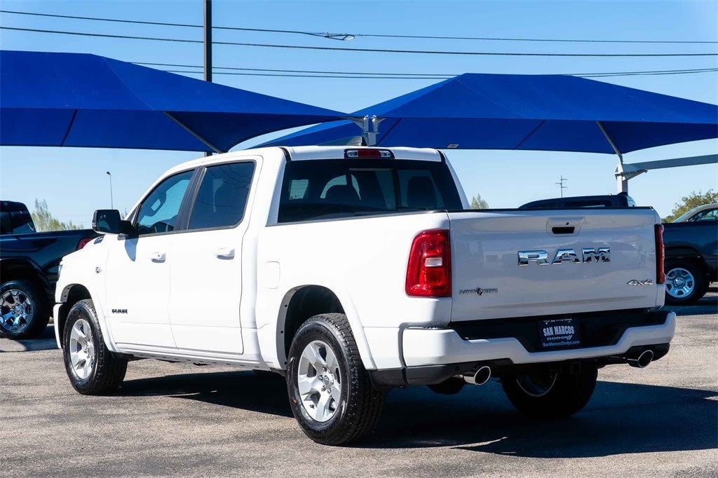 2026 RAM Ram 1500 RAM 1500 LONE STAR CREW CAB 4X4 5'7' BOX