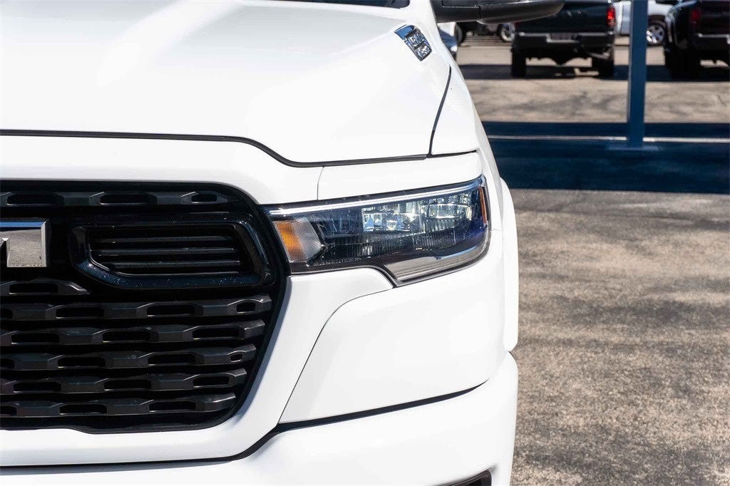 2026 RAM Ram 1500 RAM 1500 LONE STAR CREW CAB 4X4 5'7' BOX