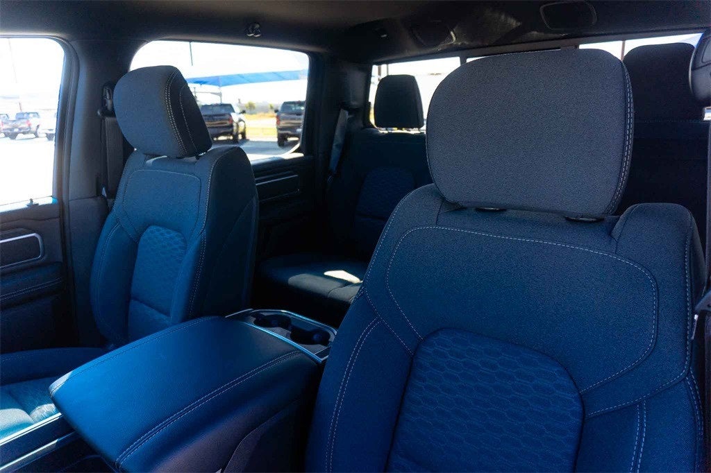 2026 RAM Ram 1500 RAM 1500 LONE STAR CREW CAB 4X4 5'7' BOX