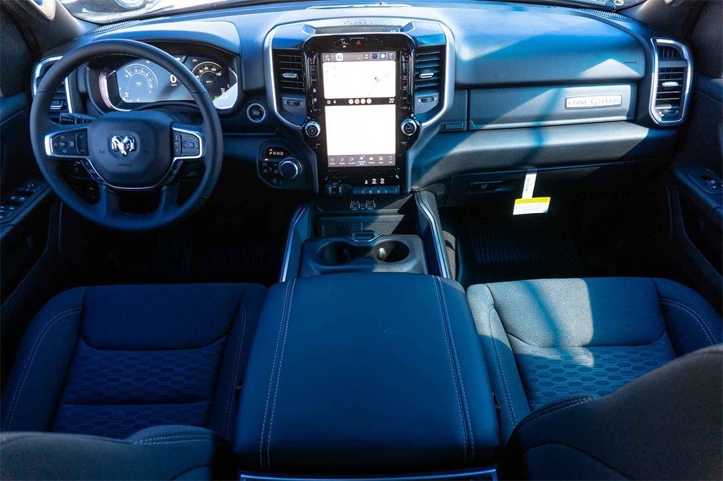 2026 RAM Ram 1500 RAM 1500 LONE STAR CREW CAB 4X4 5'7' BOX