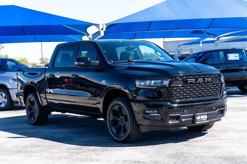 2026 RAM Ram 1500 RAM 1500 LONE STAR CREW CAB 4X4 5'7' BOX