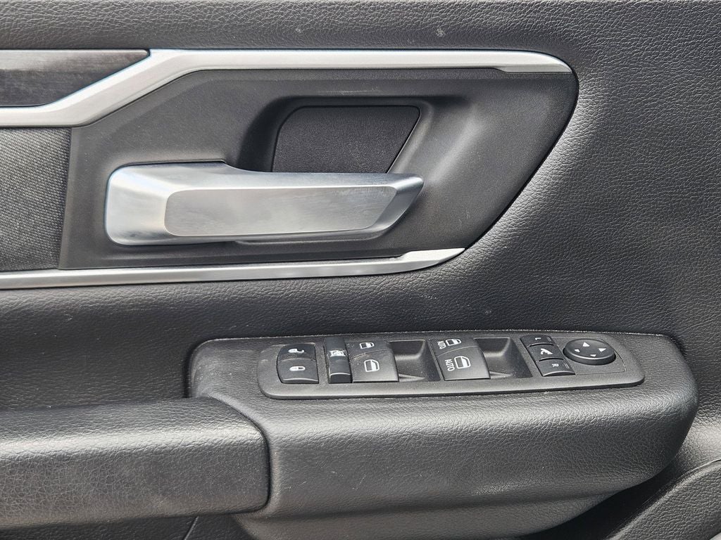 2023 RAM 1500 Lone Star Crew Cab 4x4 5'7' Box