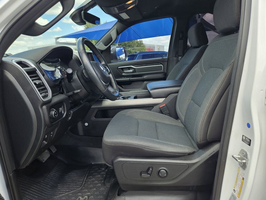 2023 RAM 1500 Lone Star Crew Cab 4x4 5'7' Box