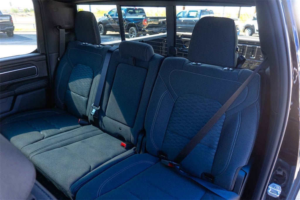 2026 RAM Ram 1500 RAM 1500 LONE STAR CREW CAB 4X4 5'7' BOX