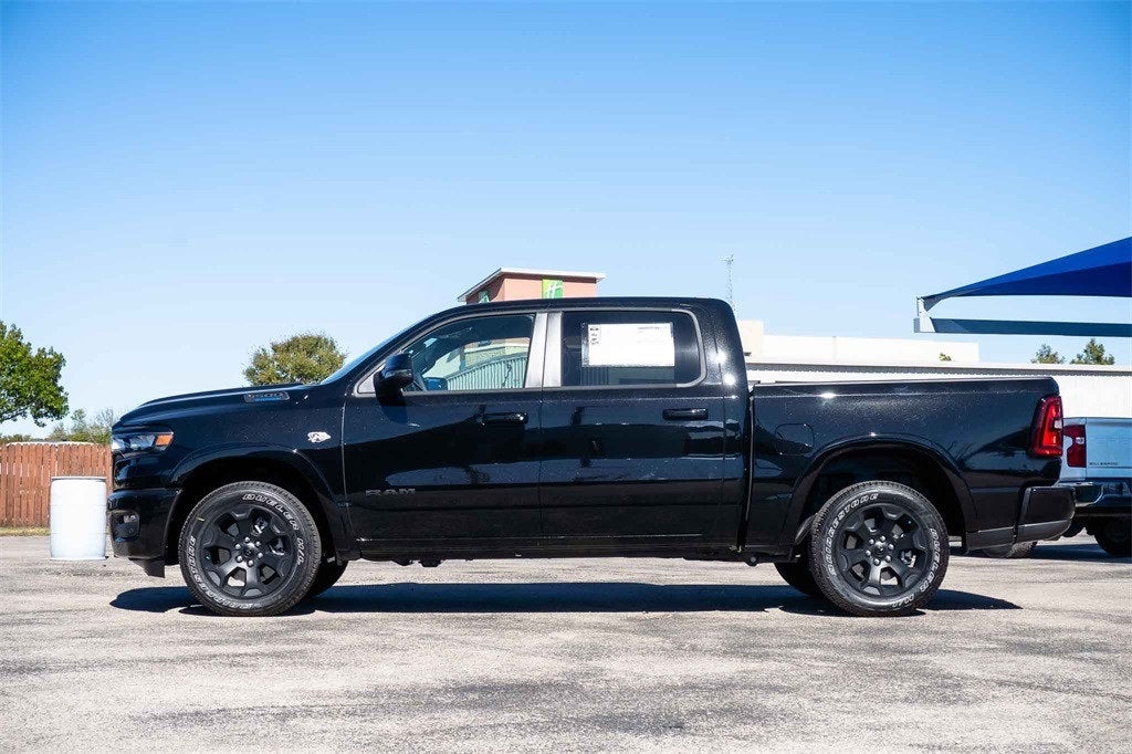 2026 RAM Ram 1500 RAM 1500 LONE STAR CREW CAB 4X4 5'7' BOX