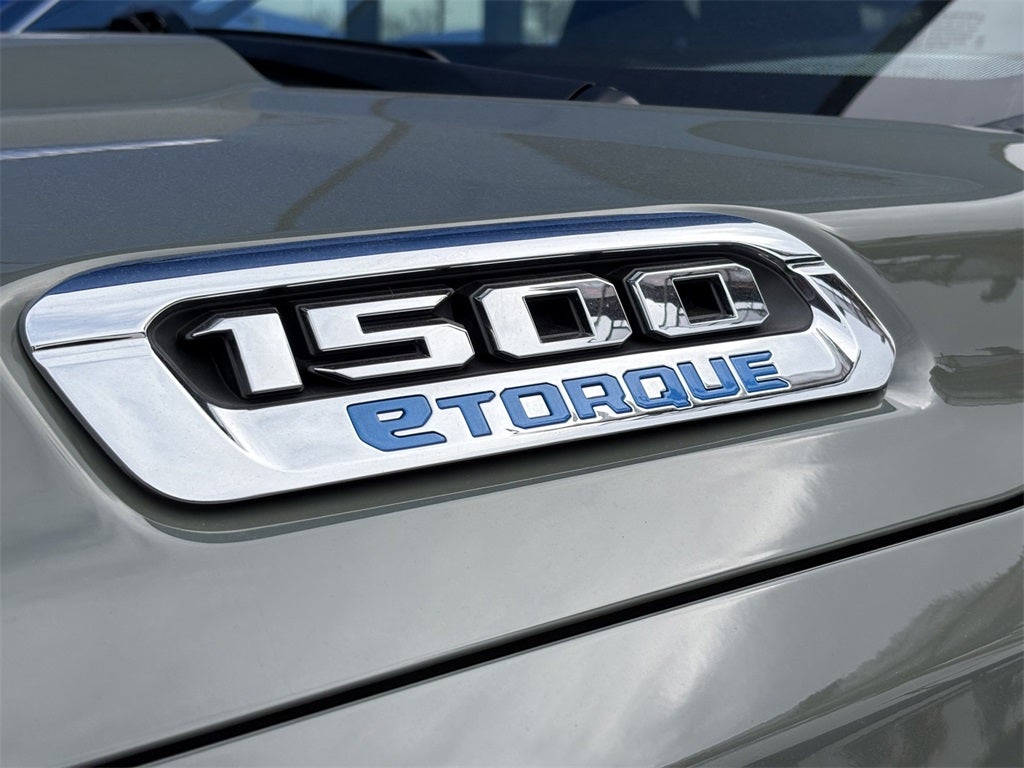 2026 RAM Ram 1500 RAM 1500 LONE STAR CREW CAB 4X4 5'7' BOX