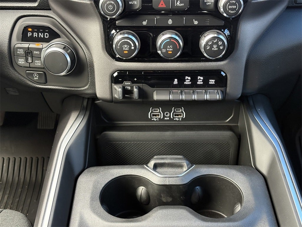 2026 RAM Ram 1500 RAM 1500 LONE STAR CREW CAB 4X4 5'7' BOX