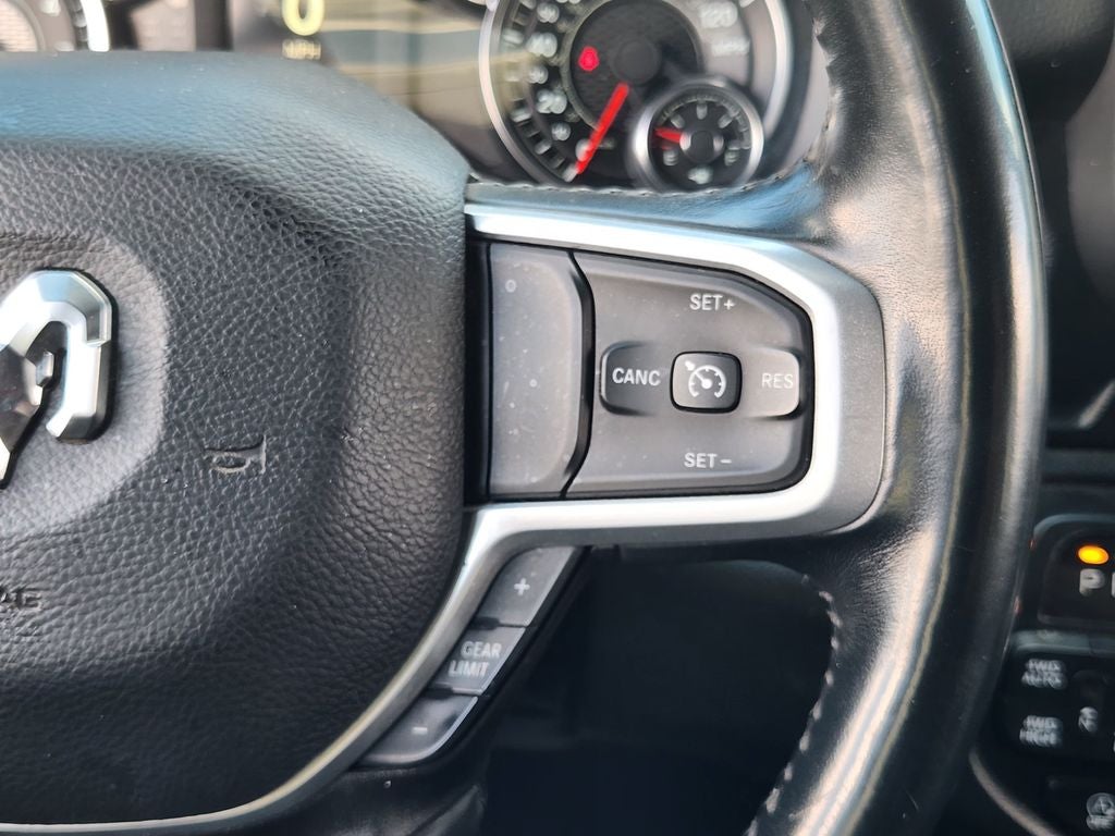 2023 RAM 1500 Big Horn Crew Cab 4x4 5'7' Box