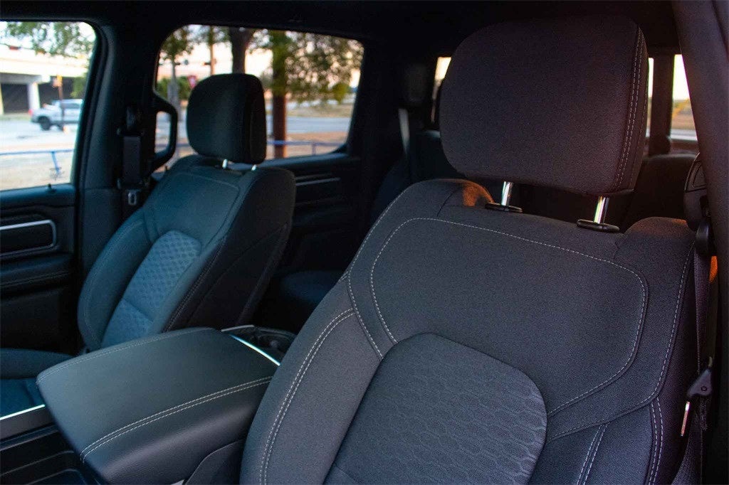 2026 RAM Ram 1500 RAM 1500 LONE STAR CREW CAB 4X4 5'7' BOX