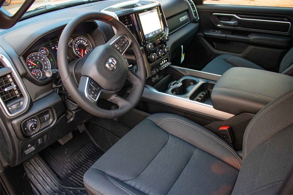 2026 RAM Ram 1500 RAM 1500 LONE STAR CREW CAB 4X4 5'7' BOX