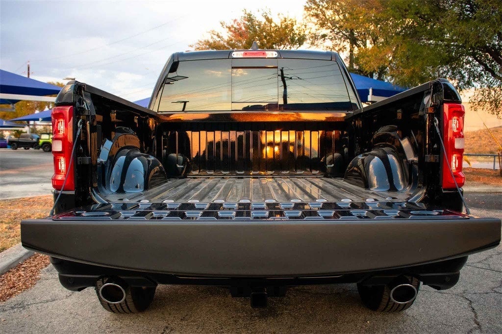 2026 RAM Ram 1500 RAM 1500 LONE STAR CREW CAB 4X4 5'7' BOX