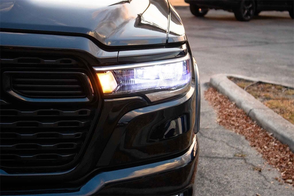 2026 RAM Ram 1500 RAM 1500 LONE STAR CREW CAB 4X4 5'7' BOX