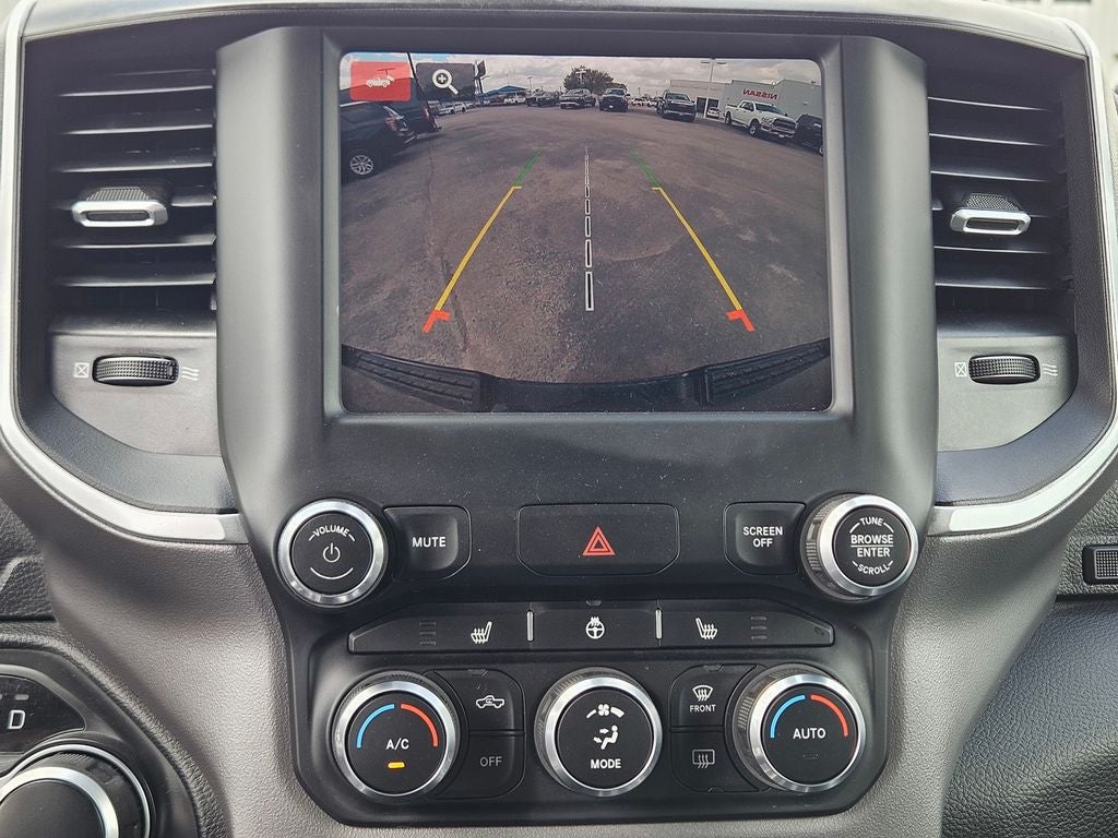 2022 RAM 1500 Big Horn Crew Cab 4x4 5'7' Box