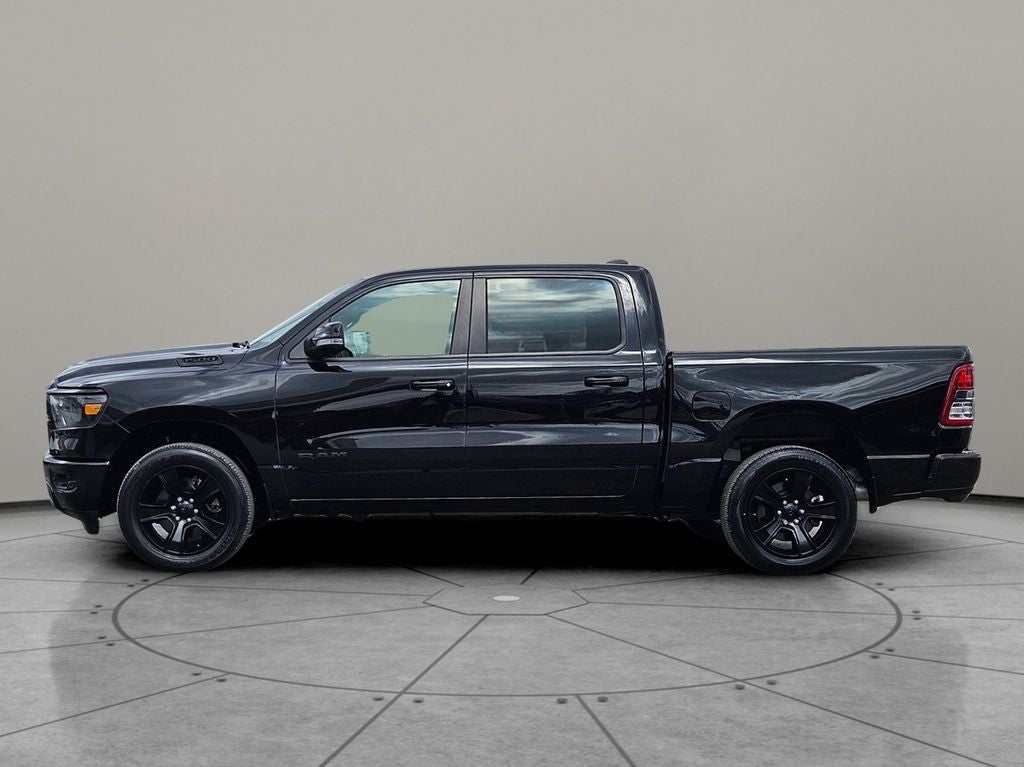 2022 RAM 1500 Big Horn Crew Cab 4x4 5'7' Box