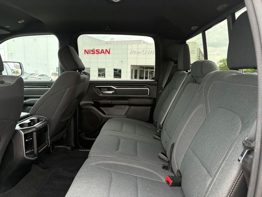 2022 RAM 1500 Big Horn Crew Cab 4x4 5'7' Box