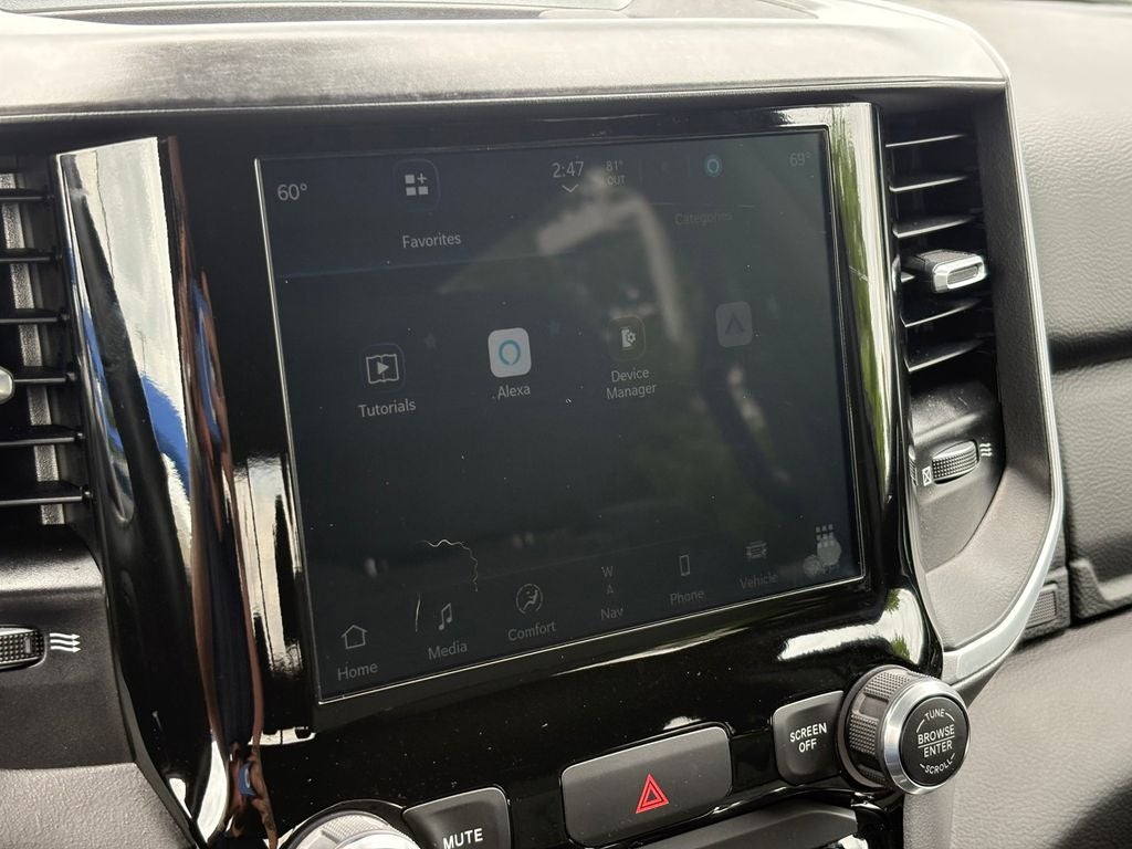 2022 RAM 1500 Big Horn Crew Cab 4x4 5'7' Box