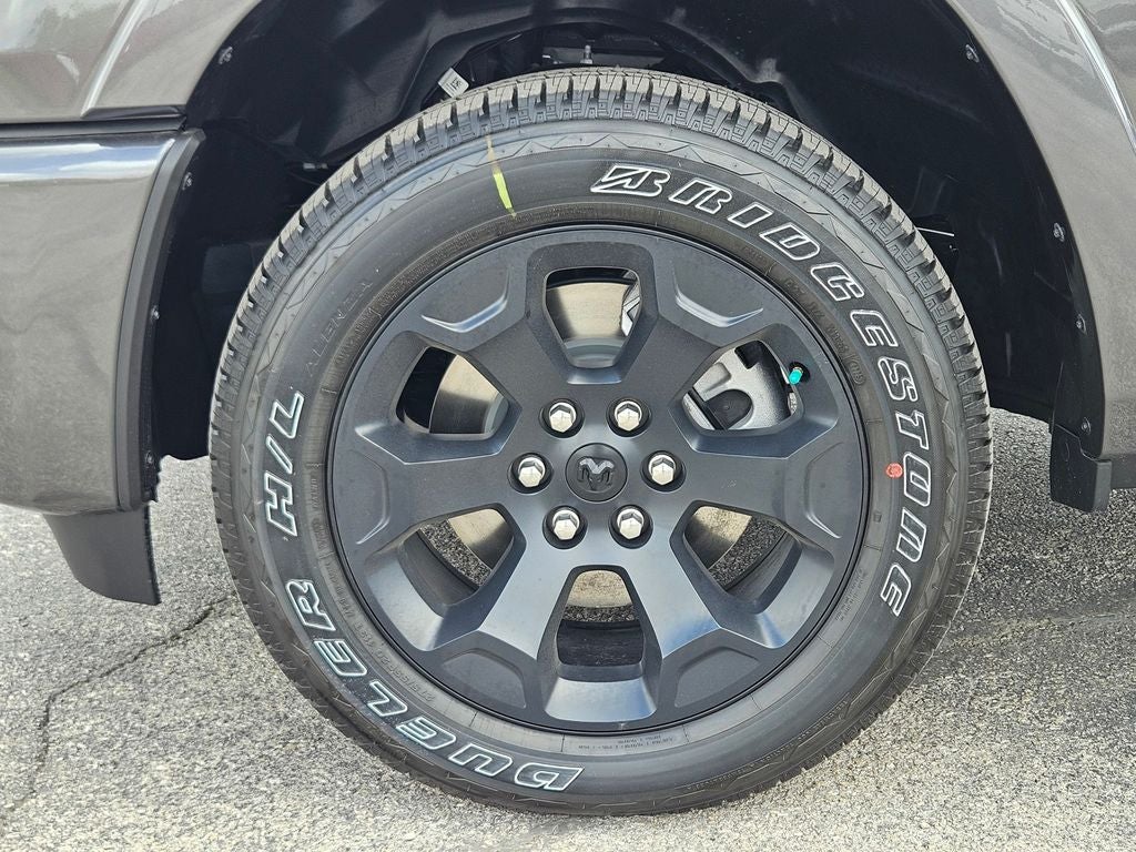 2026 RAM Ram 1500 RAM 1500 LONE STAR CREW CAB 4X4 5'7' BOX