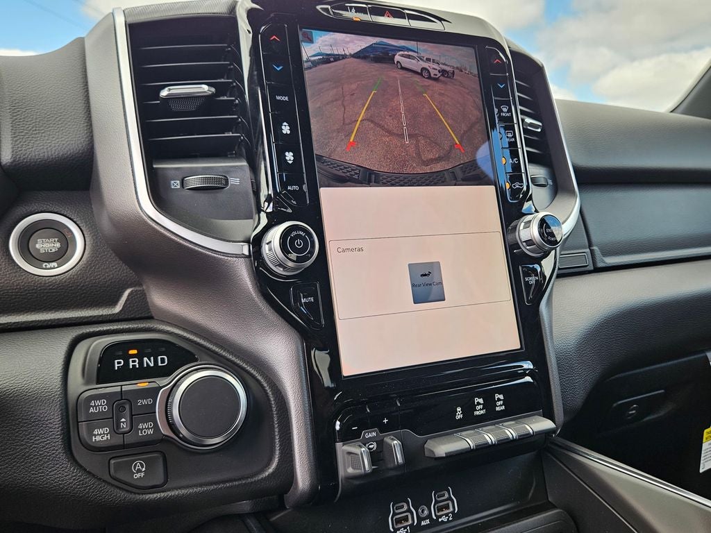 2026 RAM Ram 1500 RAM 1500 LONE STAR CREW CAB 4X4 5'7' BOX