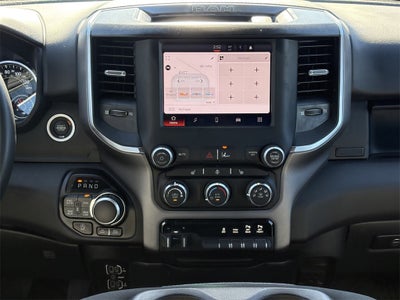 2024 RAM 1500 Big Horn Crew Cab 4x4 5'7' Box