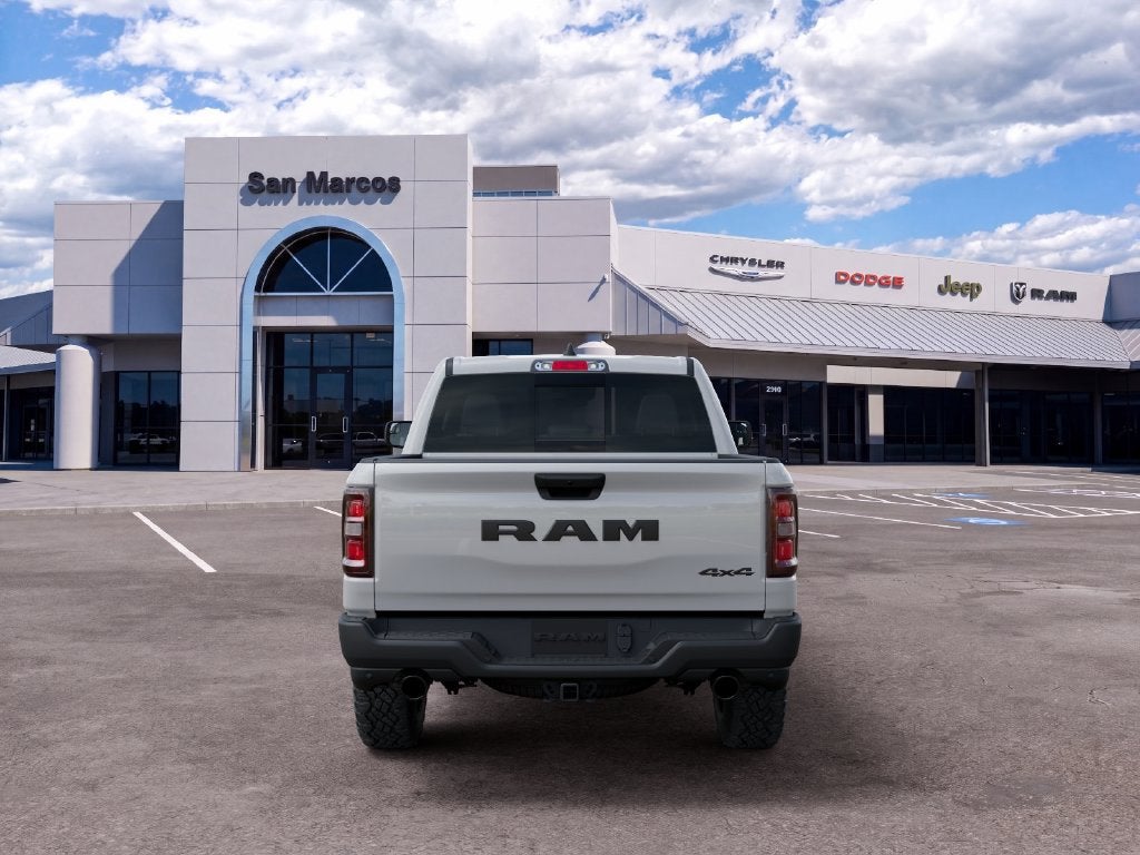 2026 RAM 1500 RAM 1500 WARLOCK CREW CAB 4X4 5'7' BOX