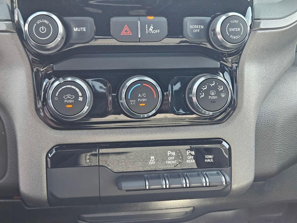2026 RAM Ram 1500 RAM 1500 WARLOCK CREW CAB 4X4 5'7' BOX