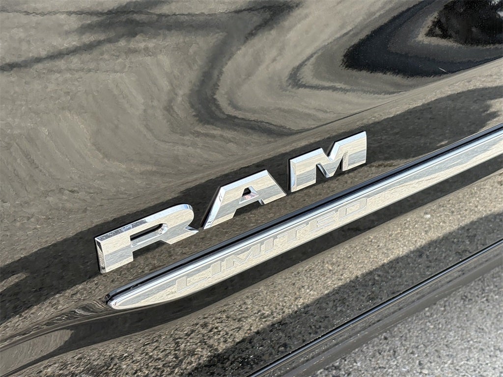 2026 RAM Ram 1500 RAM 1500 LIMITED CREW CAB 4X4 5'7' BOX