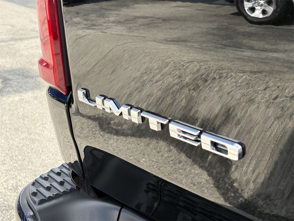 2026 RAM Ram 1500 RAM 1500 LIMITED CREW CAB 4X4 5'7' BOX