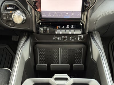 2026 RAM Ram 1500 RAM 1500 LIMITED CREW CAB 4X4 5'7' BOX