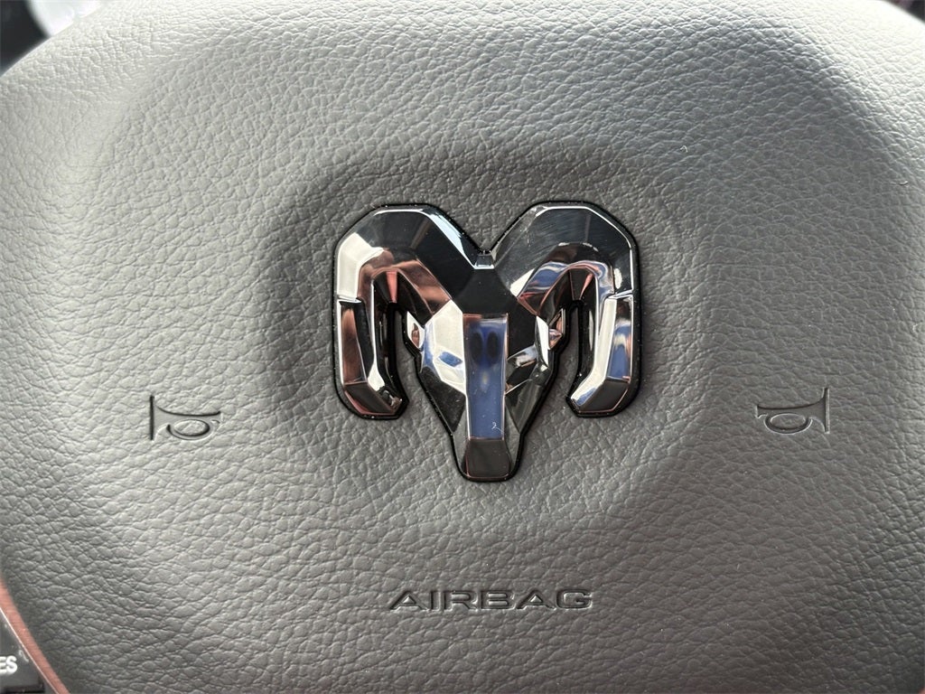 2026 RAM Ram 1500 RAM 1500 LIMITED CREW CAB 4X4 5'7' BOX