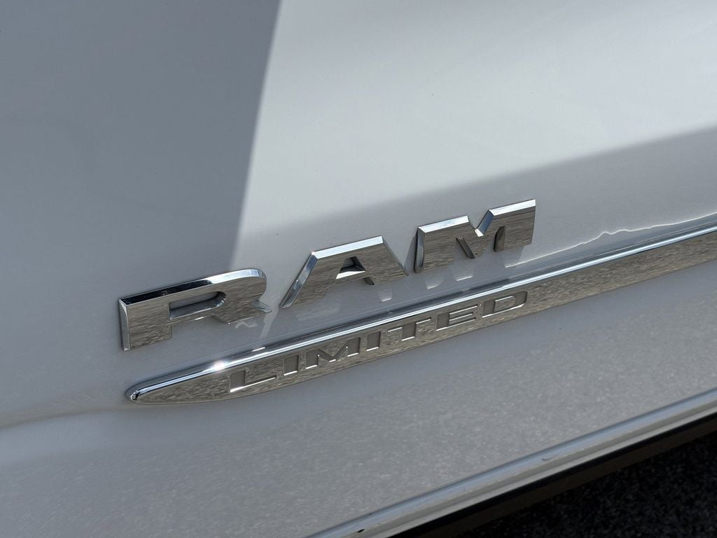 2024 RAM 1500 Limited Crew Cab 4x4 5'7' Box