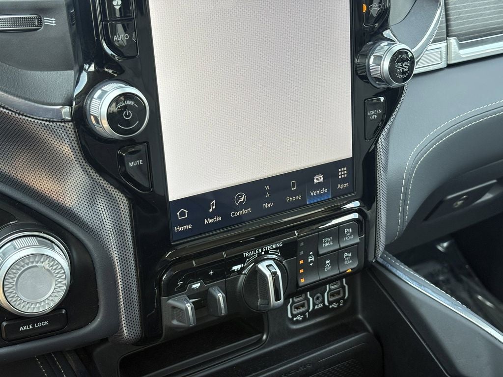 2024 RAM 1500 Limited Crew Cab 4x4 5'7' Box