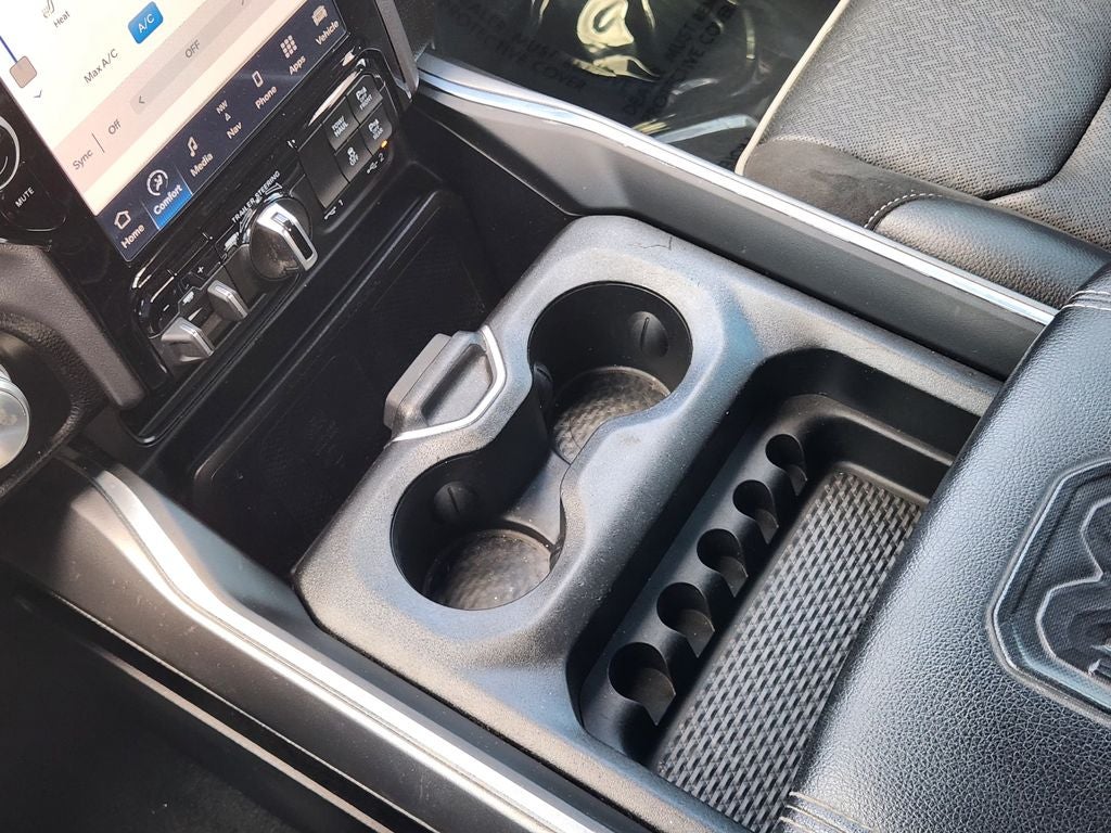 2023 RAM 1500 Laramie Crew Cab 4x4 5'7' Box