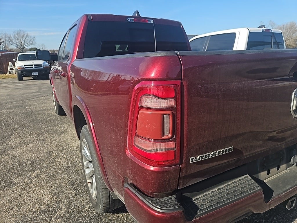 2021 RAM 1500 Laramie Crew Cab 4x4 5'7' Box