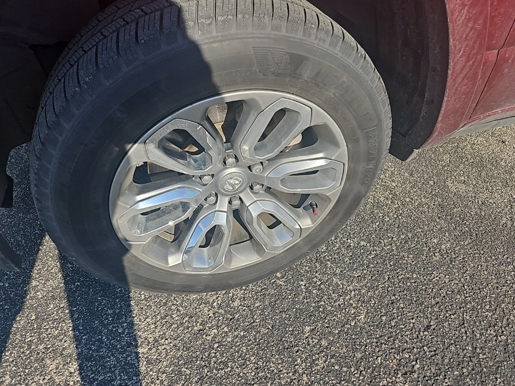 2021 RAM 1500 Laramie Crew Cab 4x4 5'7' Box