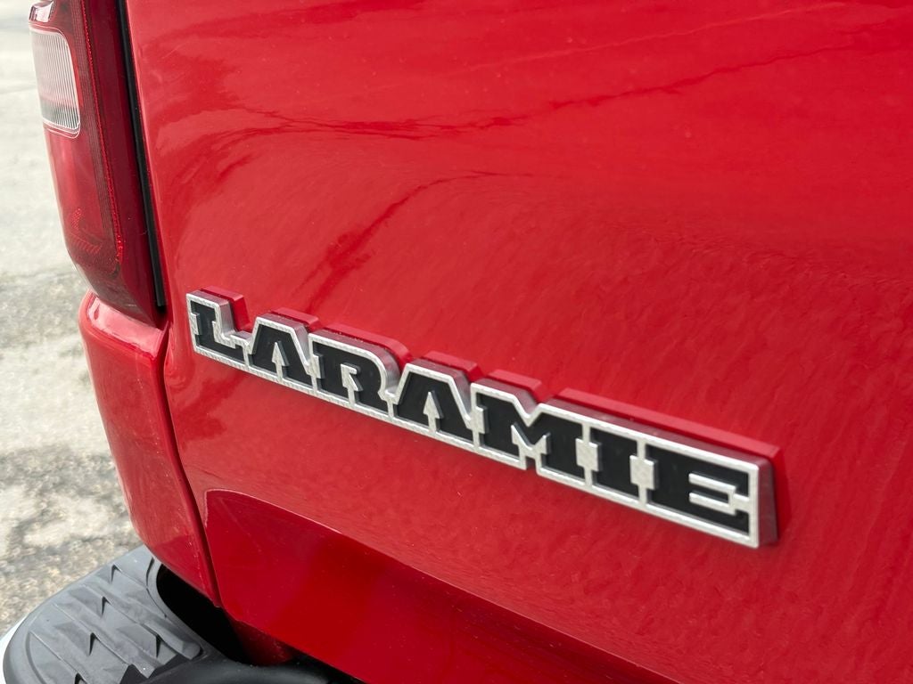2023 RAM 1500 Laramie Crew Cab 4x4 5'7' Box