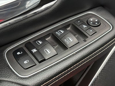 2023 RAM 1500 Laramie Crew Cab 4x4 5'7' Box