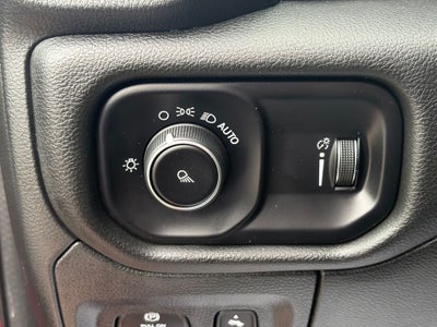 2023 RAM 1500 Laramie Crew Cab 4x4 5'7' Box