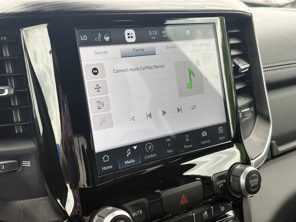 2023 RAM 1500 Laramie Crew Cab 4x4 5'7' Box