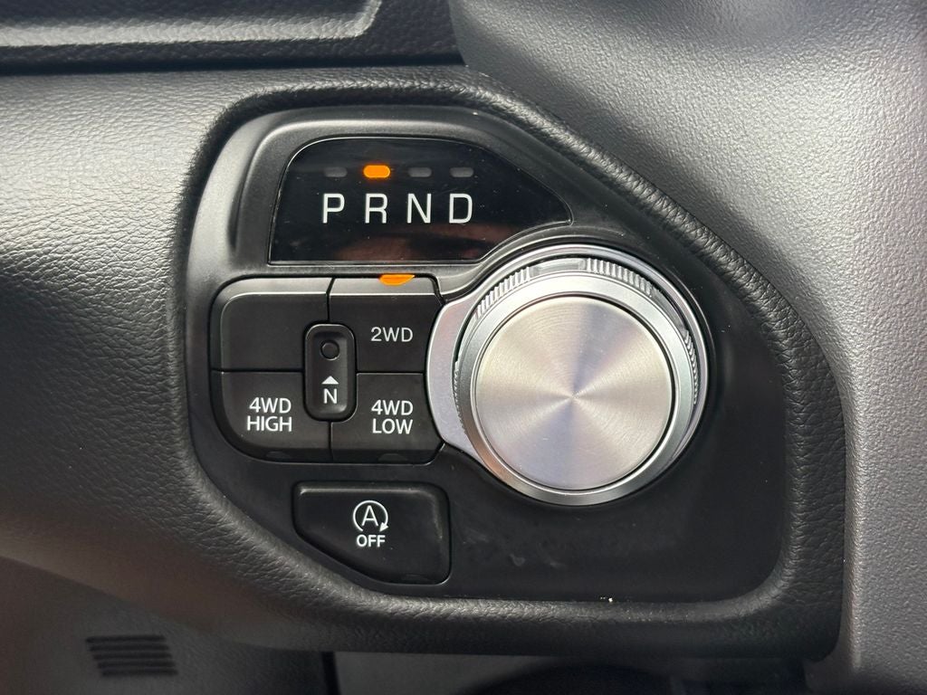 2023 RAM 1500 Laramie Crew Cab 4x4 5'7' Box