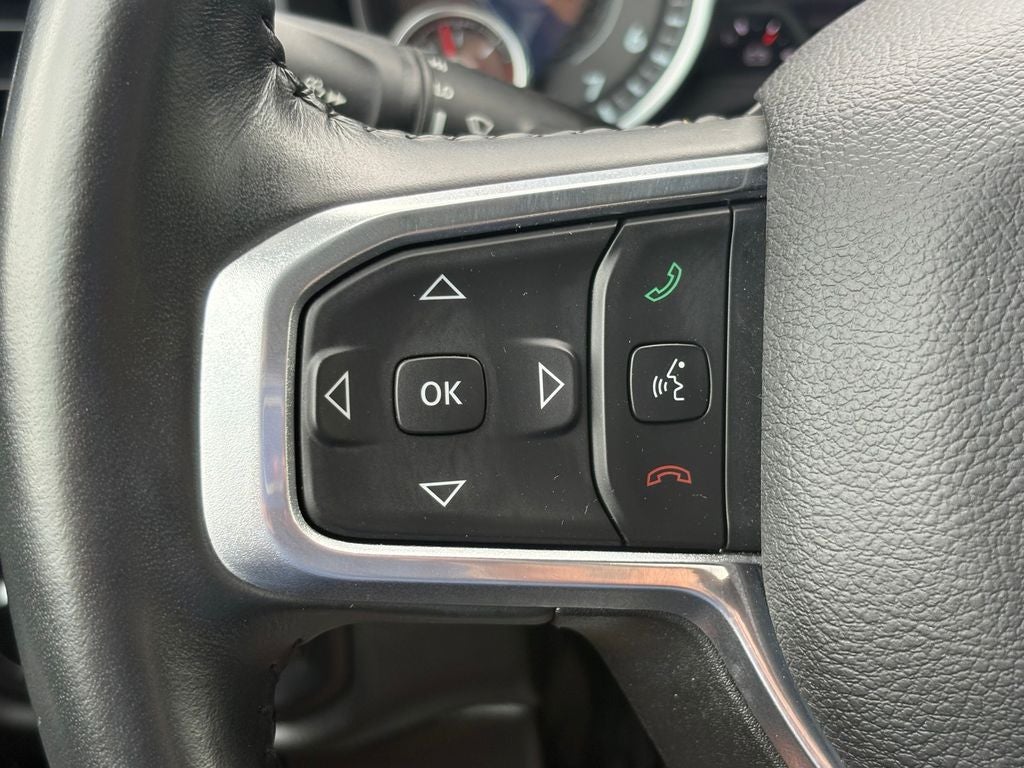 2023 RAM 1500 Laramie Crew Cab 4x4 5'7' Box