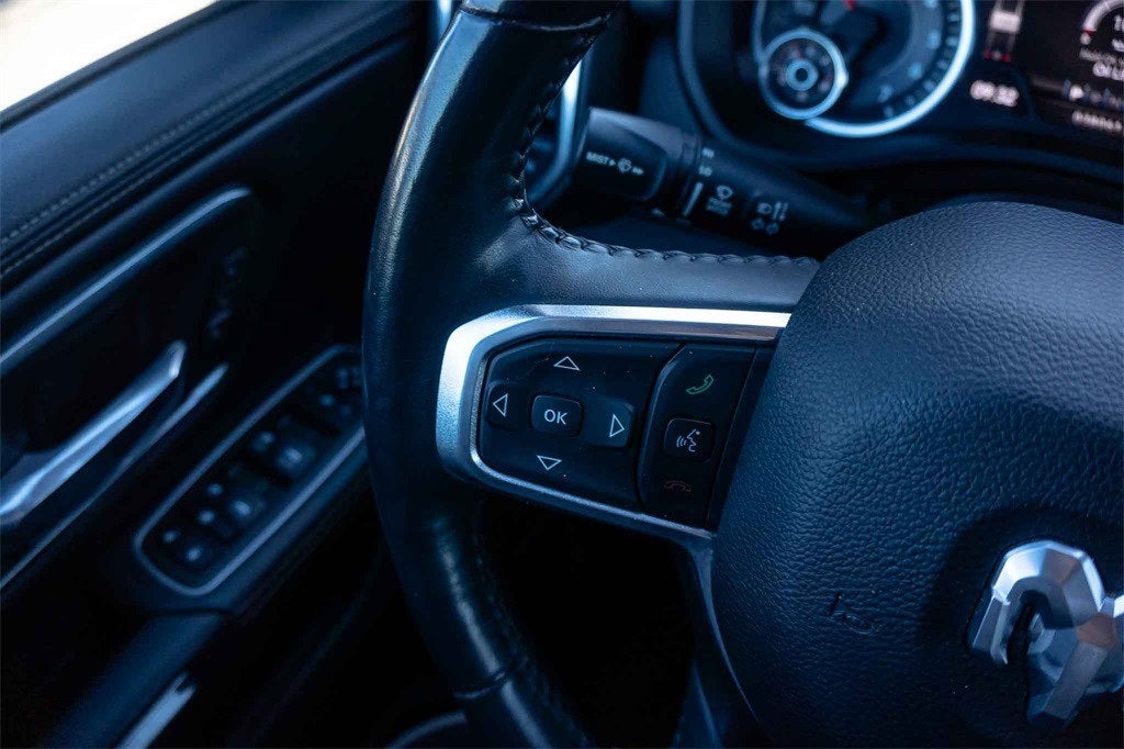 2023 RAM 1500 Laramie Crew Cab 4x4 5'7' Box