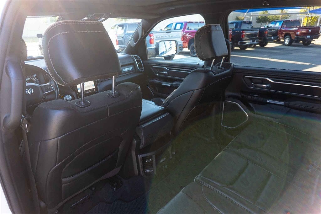 2023 RAM 1500 Laramie Crew Cab 4x4 5'7' Box