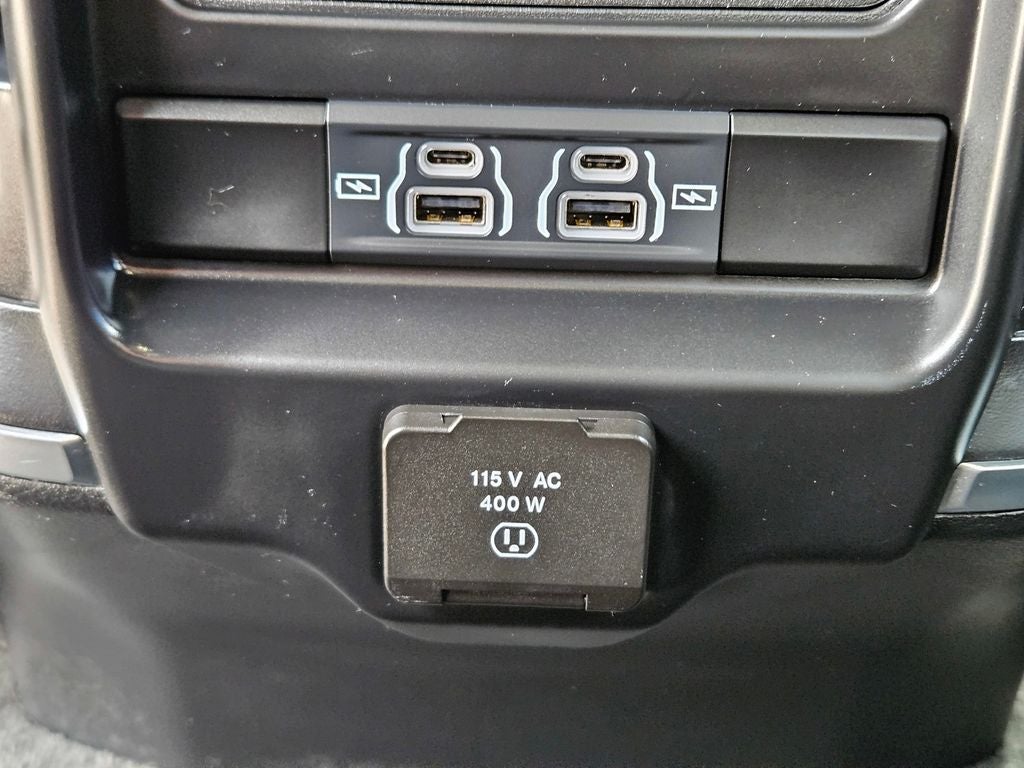 2024 RAM 1500 Laramie Crew Cab 4x4 5'7' Box