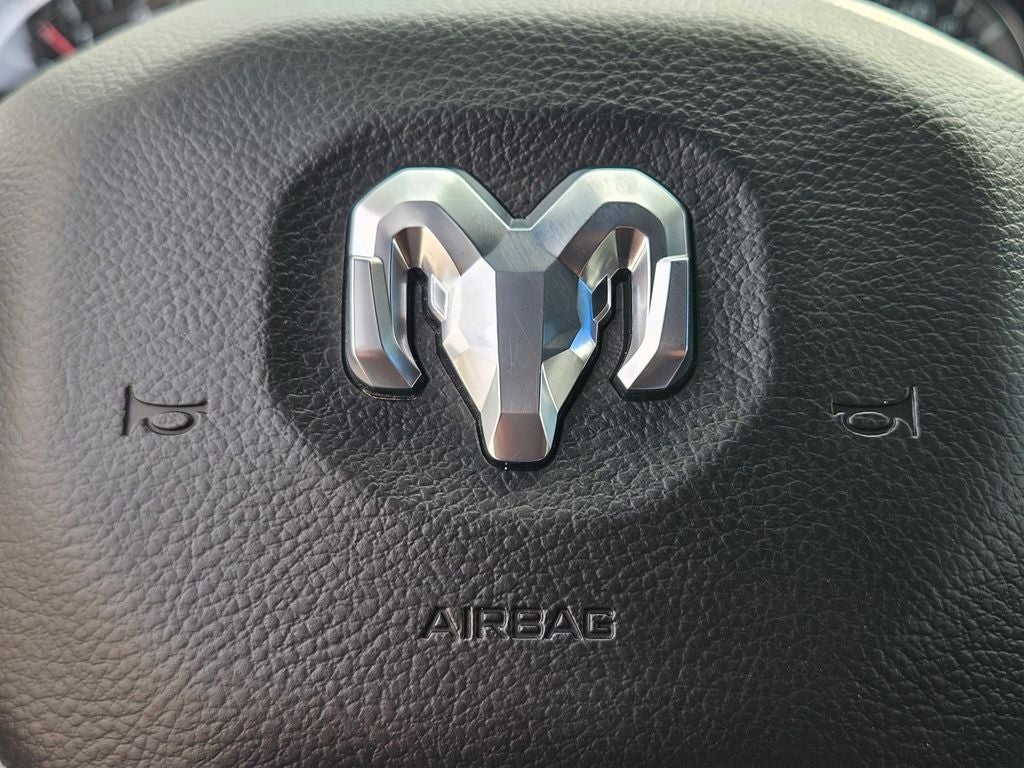 2024 RAM 1500 Laramie Crew Cab 4x4 5'7' Box