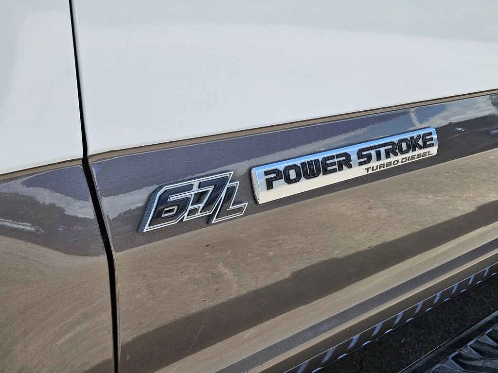 2022 Ford F-350 LARIAT