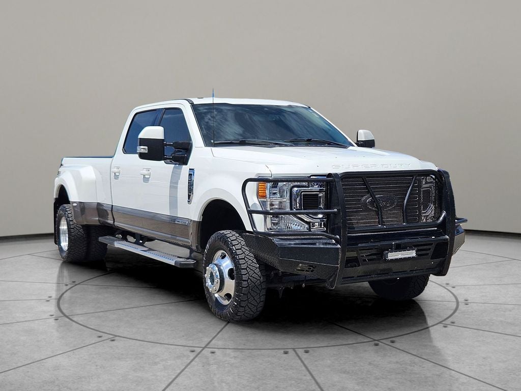 2022 Ford F-350 LARIAT